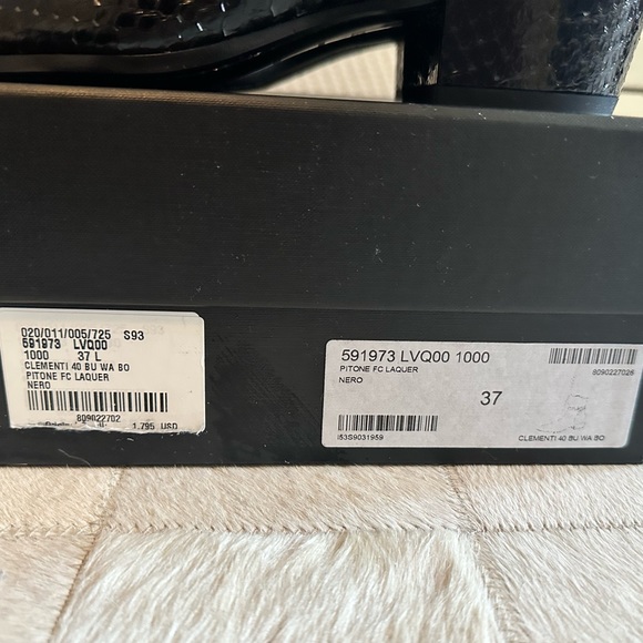 Saint Laurent Black Laquered Python Women’s Boot size 37. (Fits like a 7.5) - Picture 5 of 9